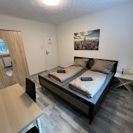 Schoenes Einfaches Zimmer In Oldenburg 109 Διαμέρισμα Εξωτερικό φωτογραφία